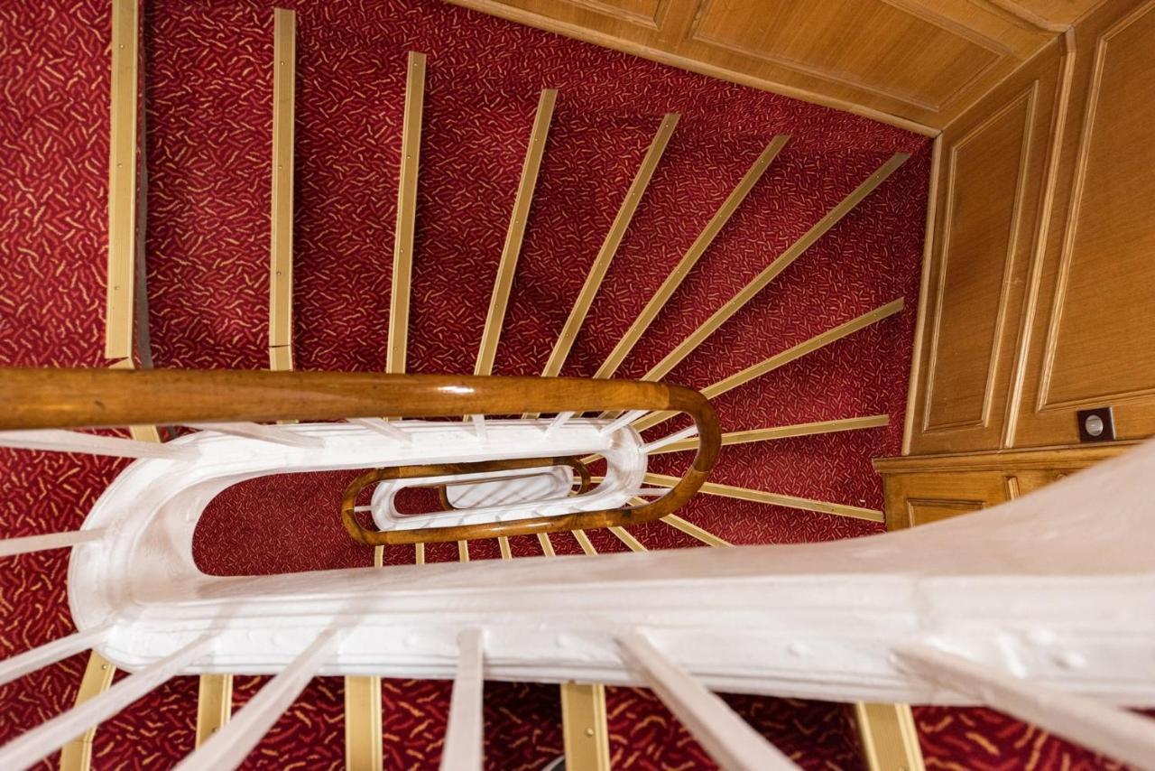 Hotel La Sanguine Paris Dış mekan fotoğraf
